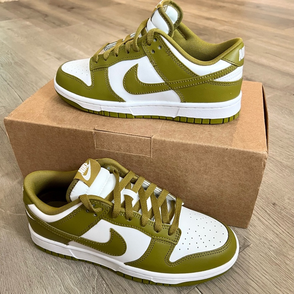 Nike Dunk Low Retro Sneakers-White/Khaki Green-size 8.5 women’s 7 men’s - Picture 4 of 11